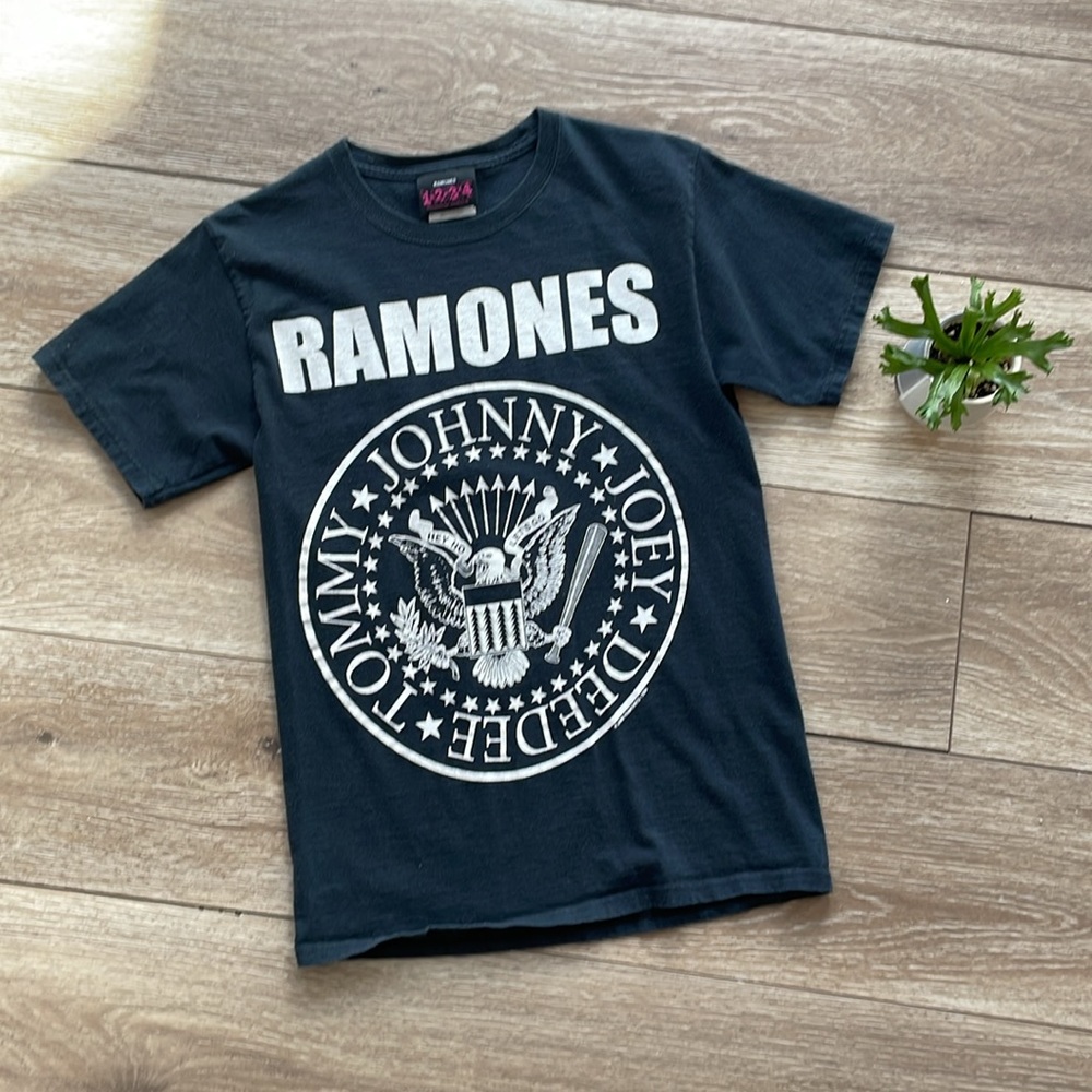 Classic Ramones t-shirt